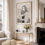 Décor parisien Jeune femme au coquelicot DAM KAT