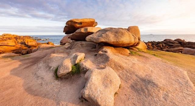 Rochers de tregastel Atelier Peinture avec DAM KAT 2